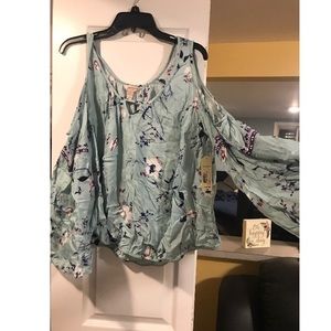 Adorable cold shoulder top